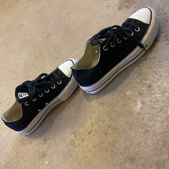 Converse size 8.5 - Picture 6 of 6